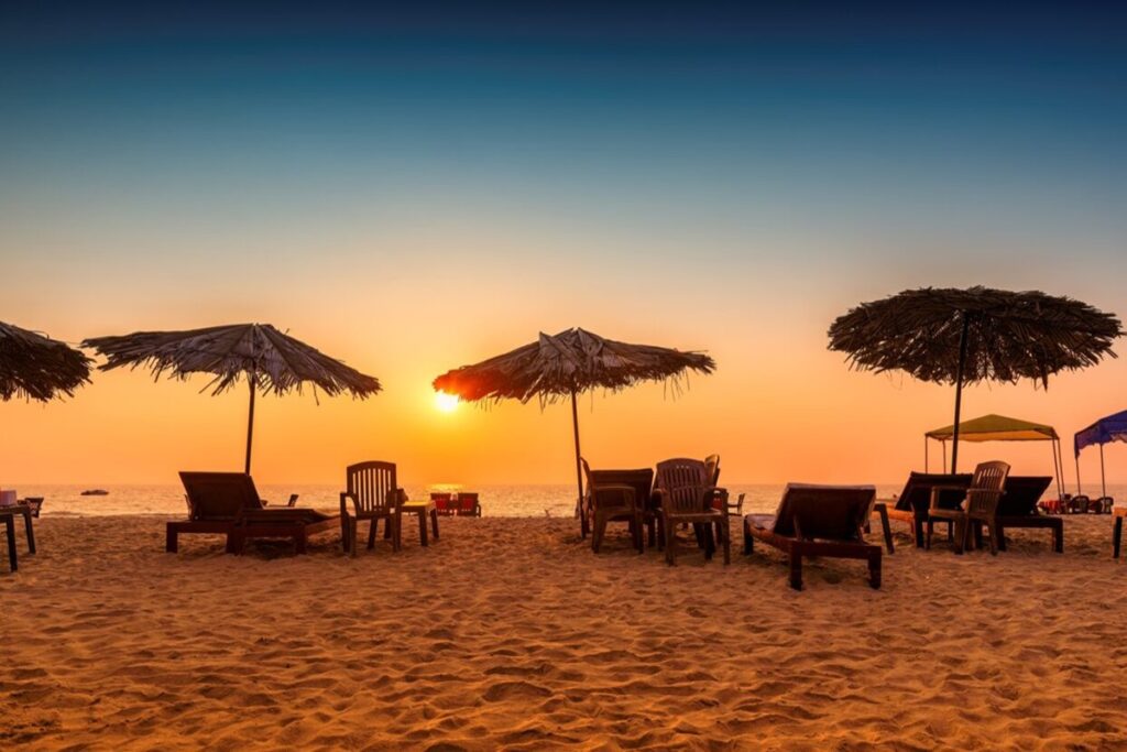 Enjoy Sun, Sand & Shopping With Goa Tour Package